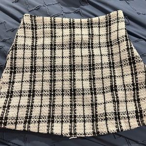 Lulus tweed mini EUC